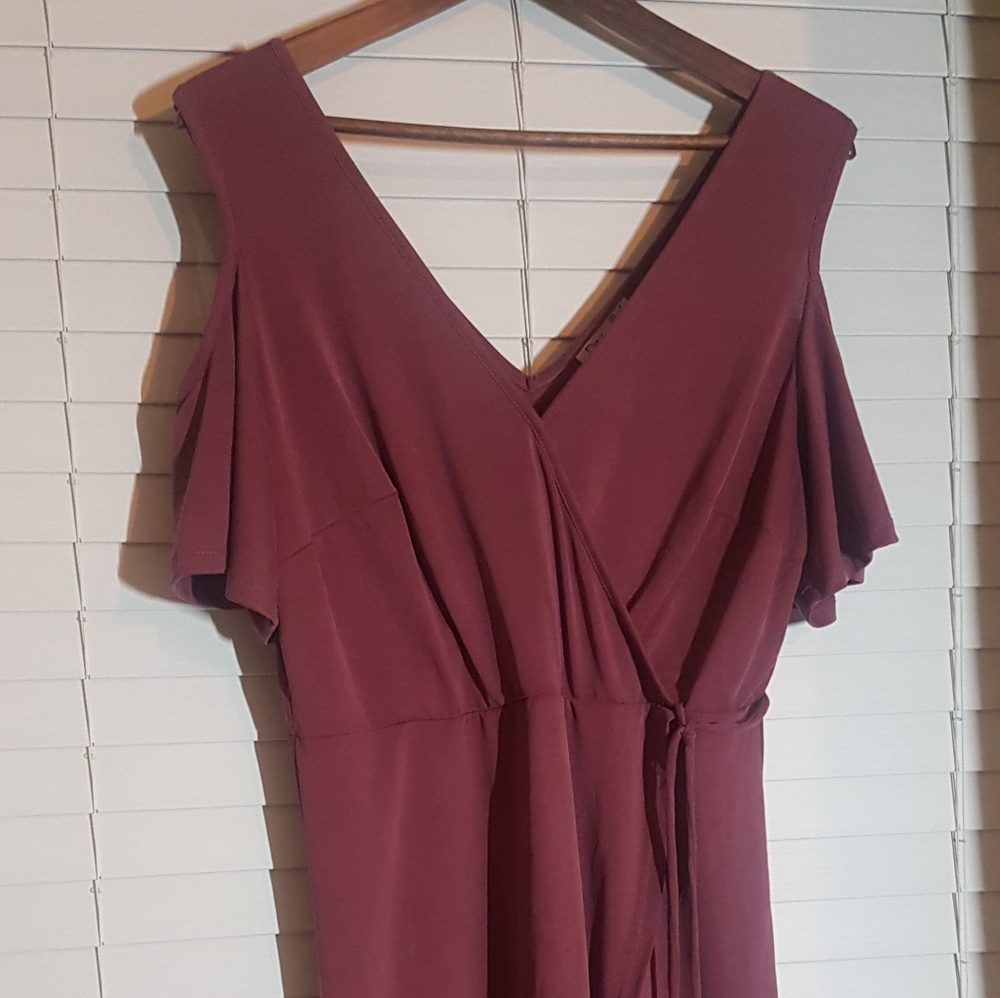 NWOT L Dex plum cold shoulder wrap dress